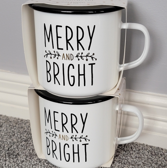 NWT! Merry & Bright Mug Set - Picture 3 of 3